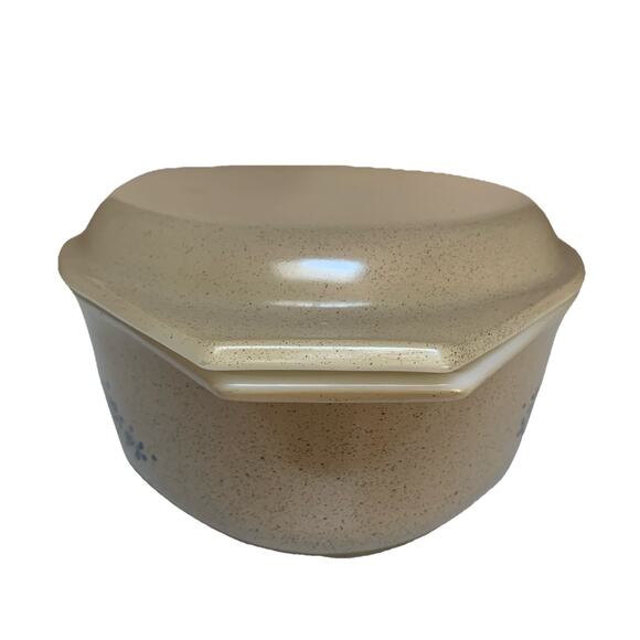 Vintage Pyrex Homestead Pattern Oval 2 1/2 Qt Lidded Casserole Dish - Picture 3 of 9